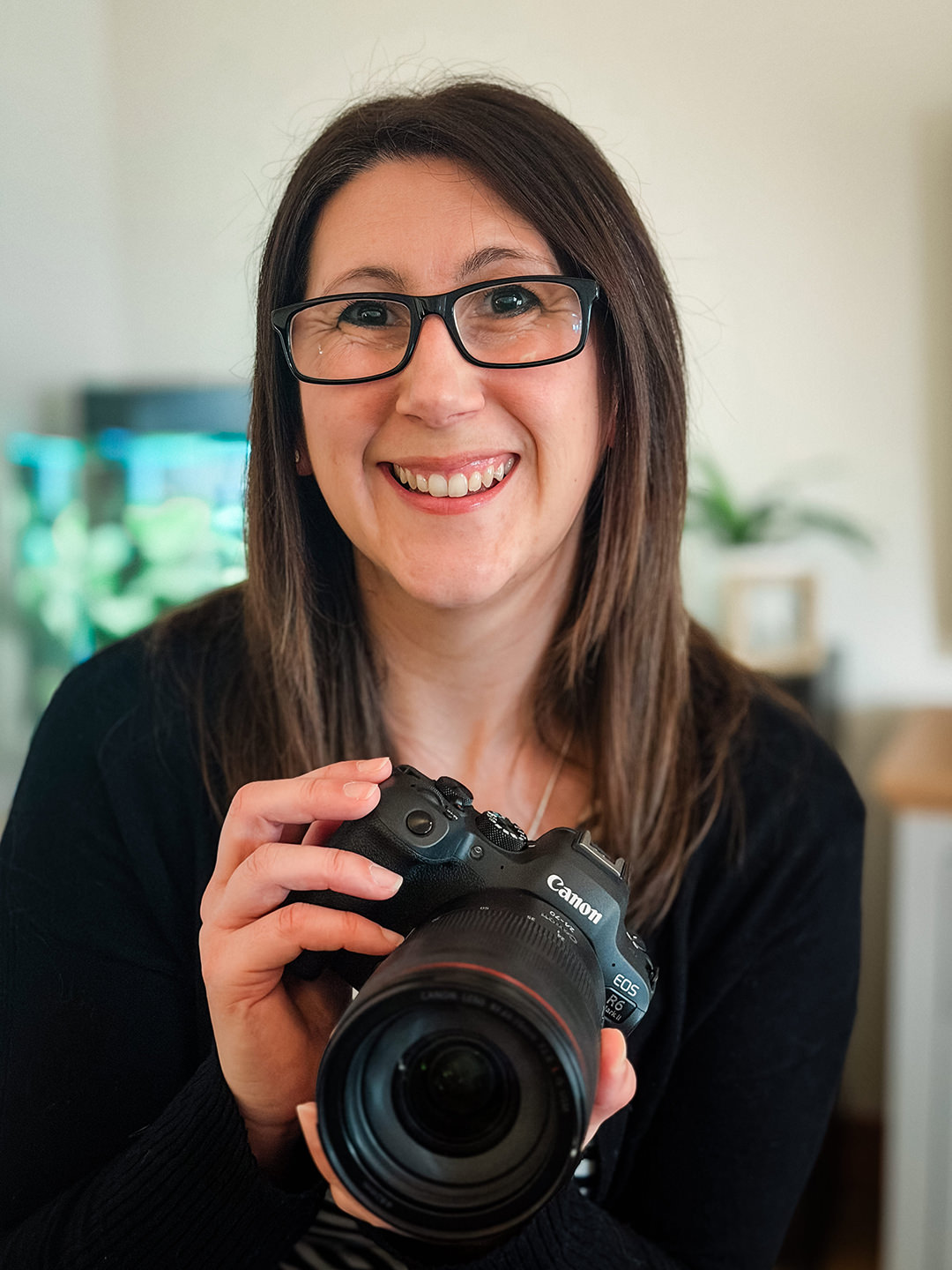 Eleanor Jones Cornwall Devon Wedding Photographer and Film Maker Website Profile